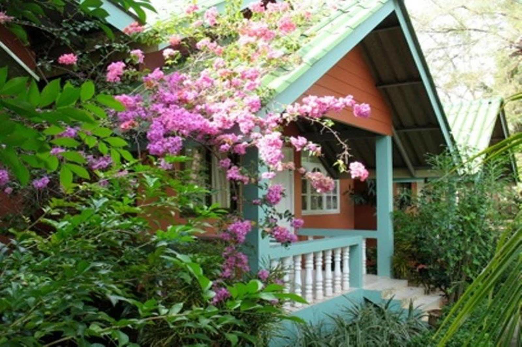 Mairood Resort Ban Mai Rut Exterior photo
